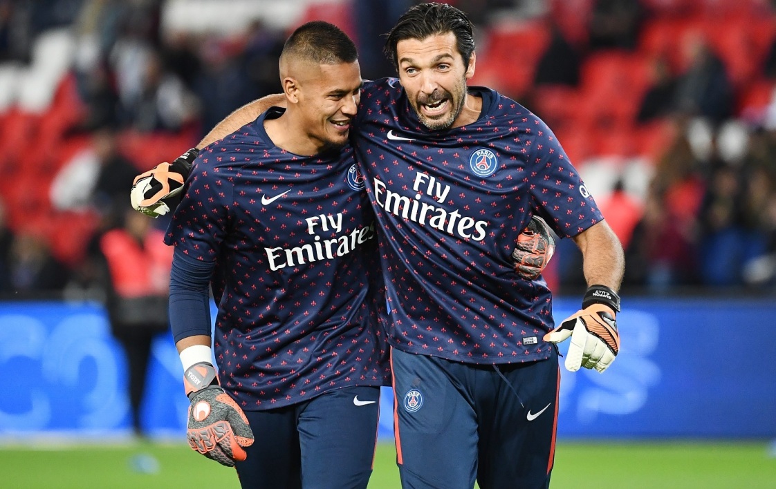 展示了阿尔 展示了阿尔